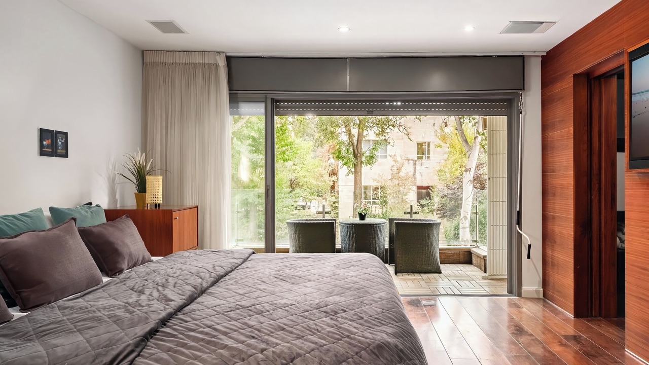Photo of Bedroom in Rehavia