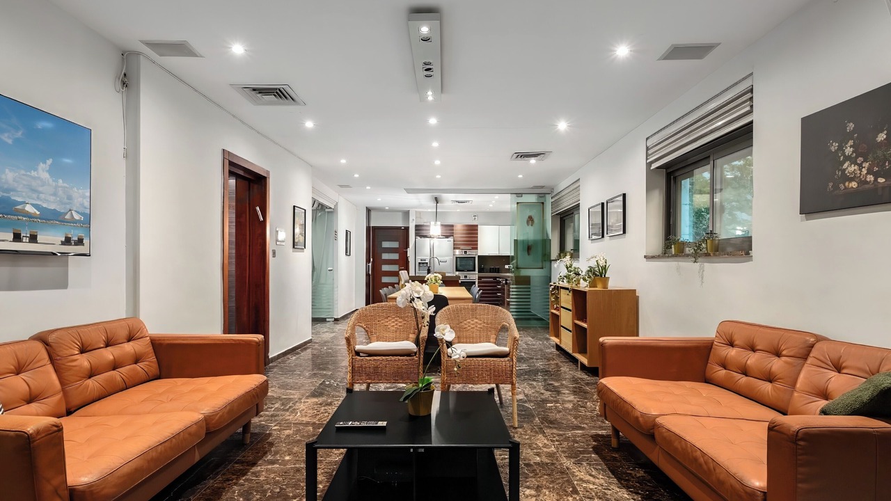 Photo of Livingroom in Rehavia