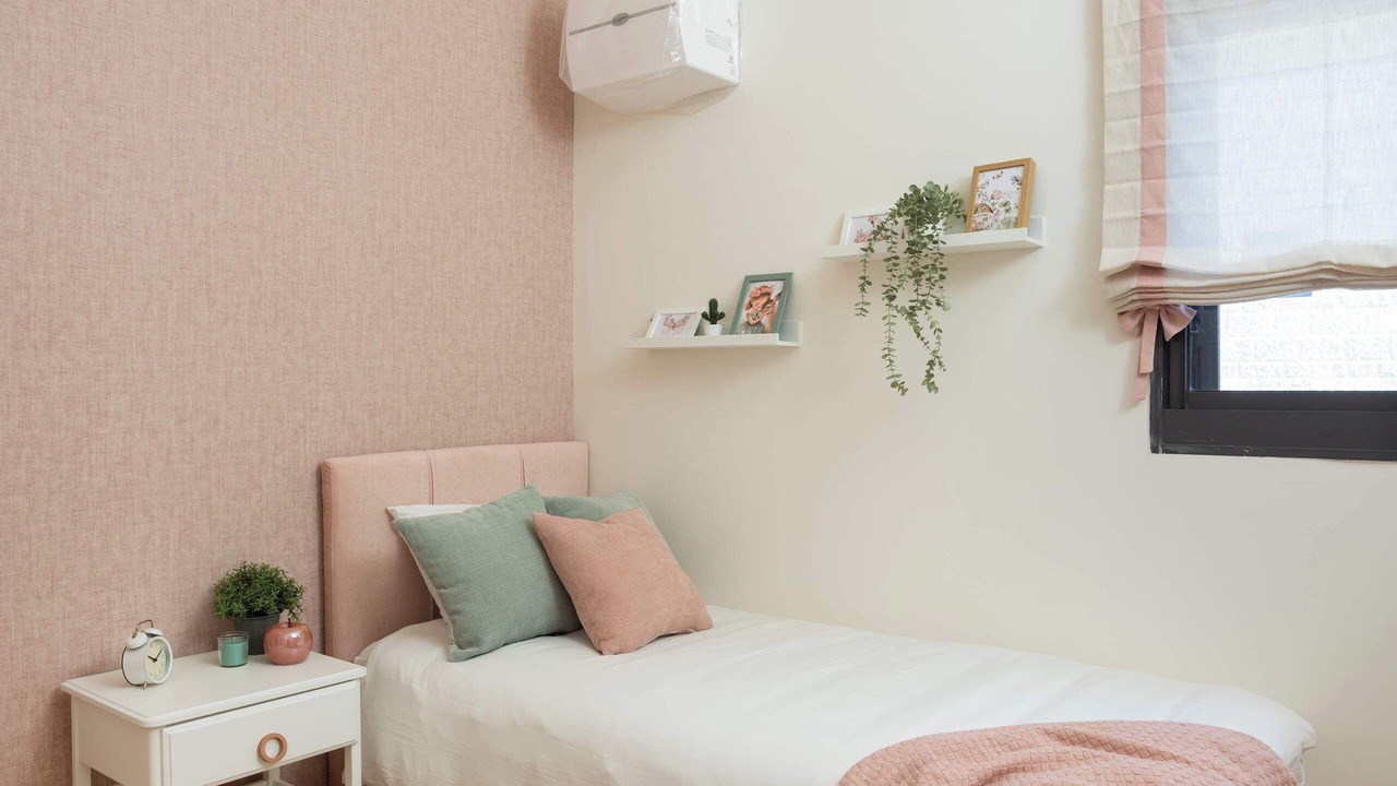 Photo of Bedroom in Kiryat Shmuel