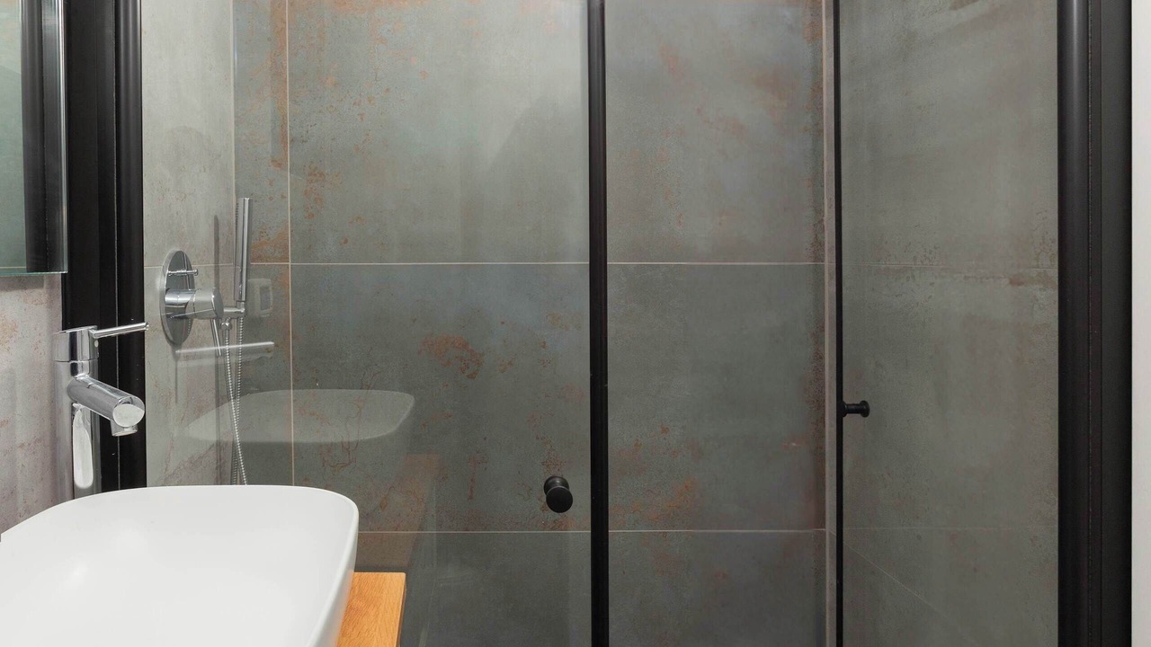 Photo of Bathroom in Kiryat Shmuel