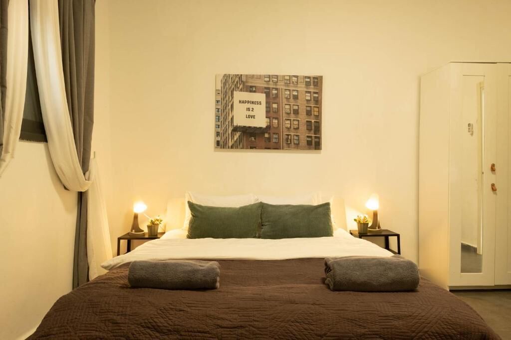 Photo of Bedroom in Kerem HaTeimanim