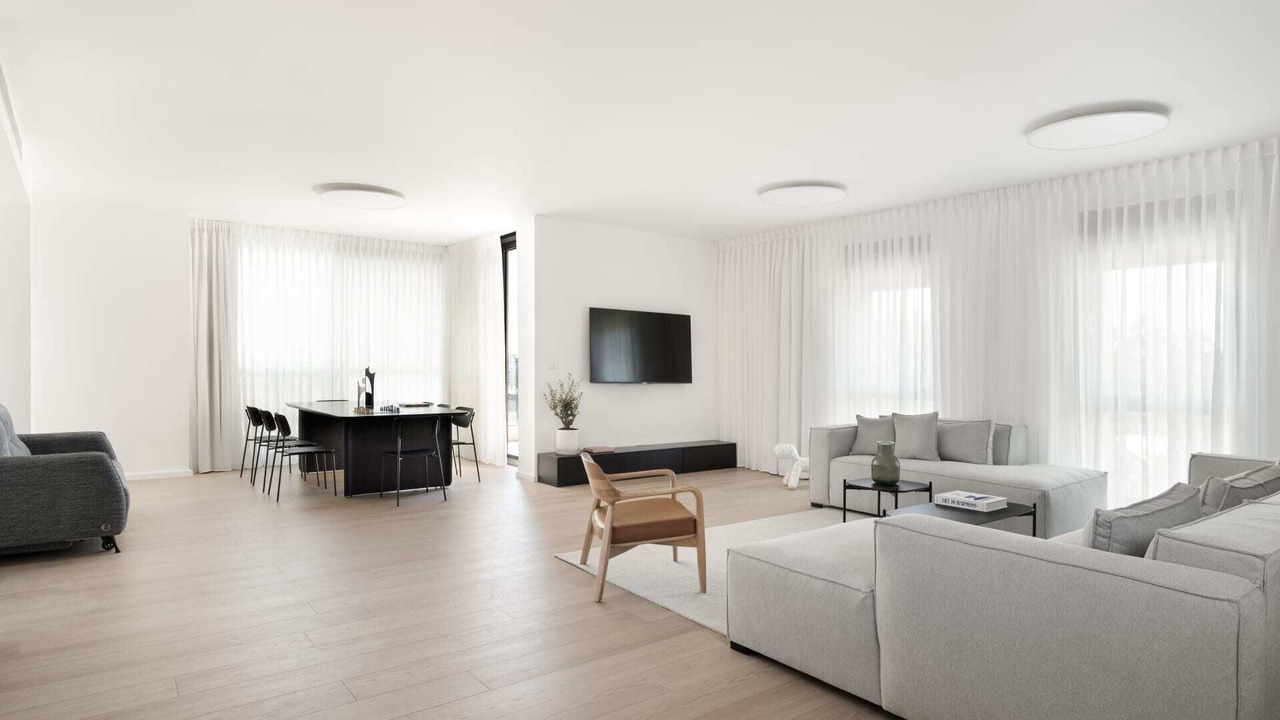 Photo of Livingroom in Mamilla