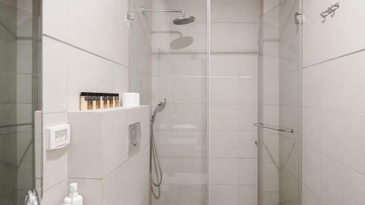 Photo of Bathroom in Mamilla
