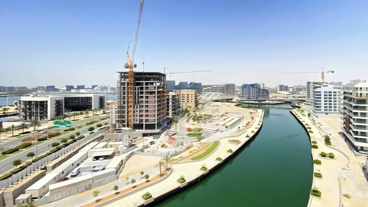Photo of Outdoor in Al Raha Beach