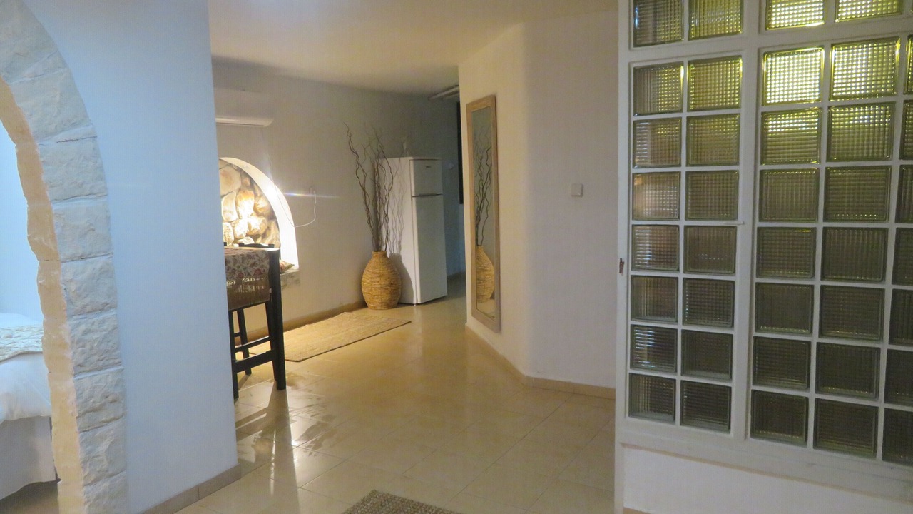 Photo of Bedroom in Safed
