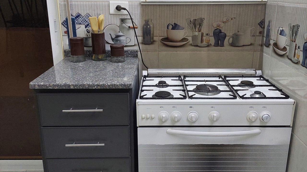 Photo of Kitchen in Az-Zarqa