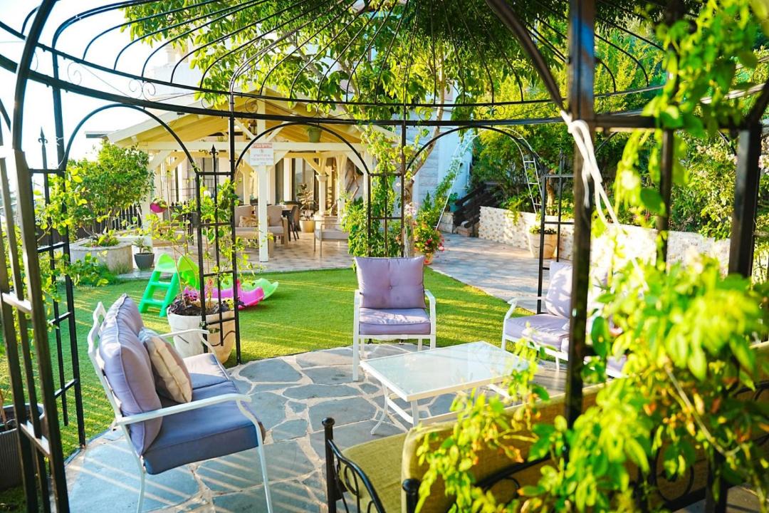 Photo of Patio Balcony in Peki'in