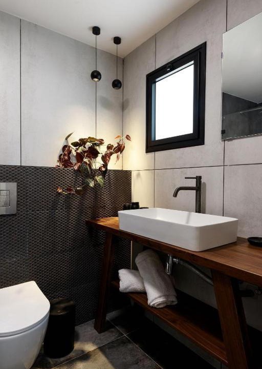 Photo of Bathroom in Rishon LeTsiyon