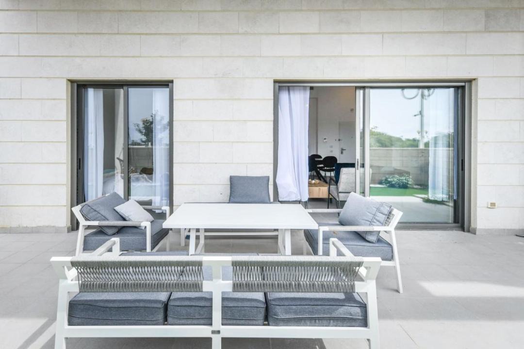 Photo of Patio Balcony in Nahariya