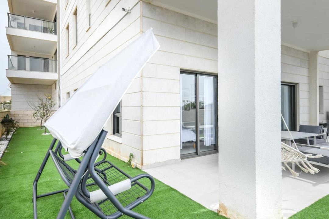 Photo of Patio Balcony in Nahariya