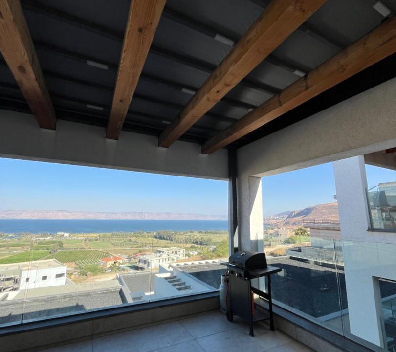 Photo of Patio Balcony in Migdal