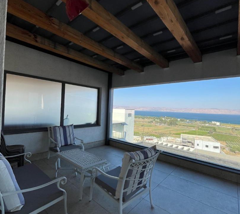 Photo of Patio Balcony in Migdal