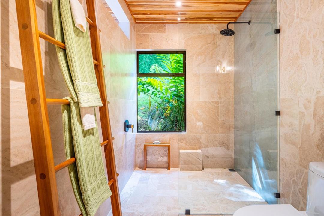 Photo of Bathroom in Dominical