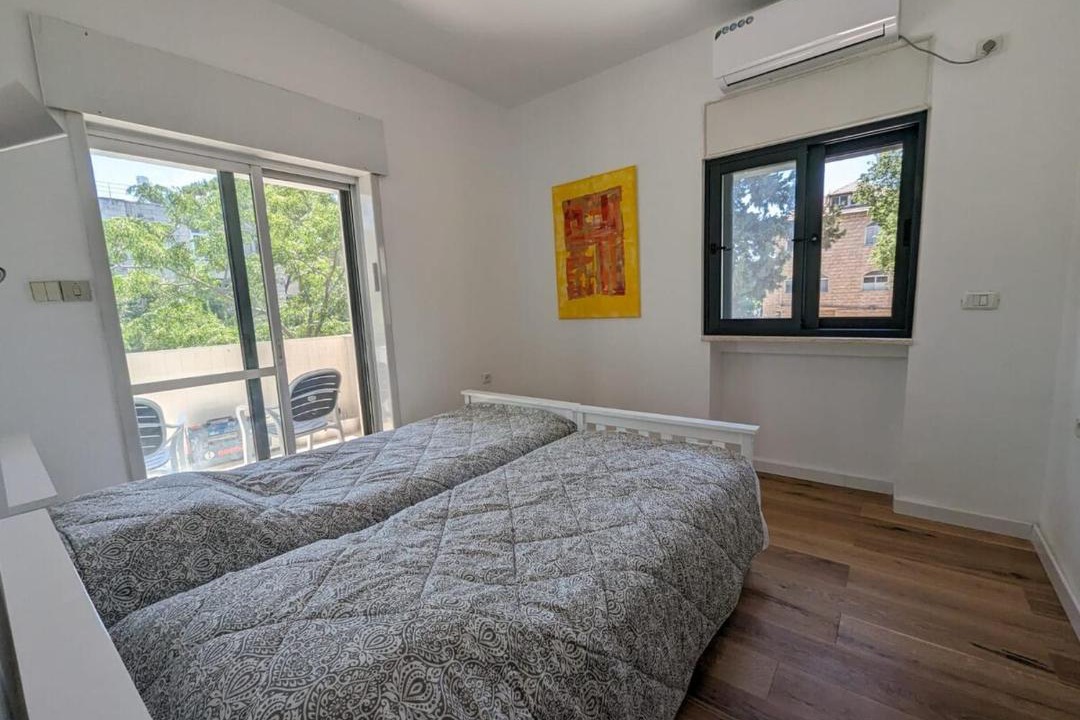 Photo of Bedroom in Emek Refaim
