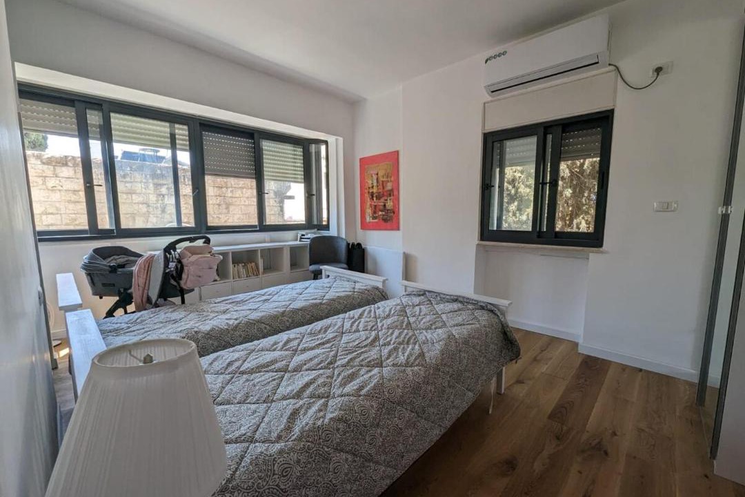 Photo of Bedroom in Emek Refaim