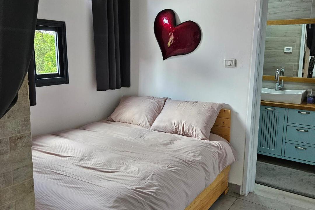 Photo of Bedroom in Giv'at Yo'av