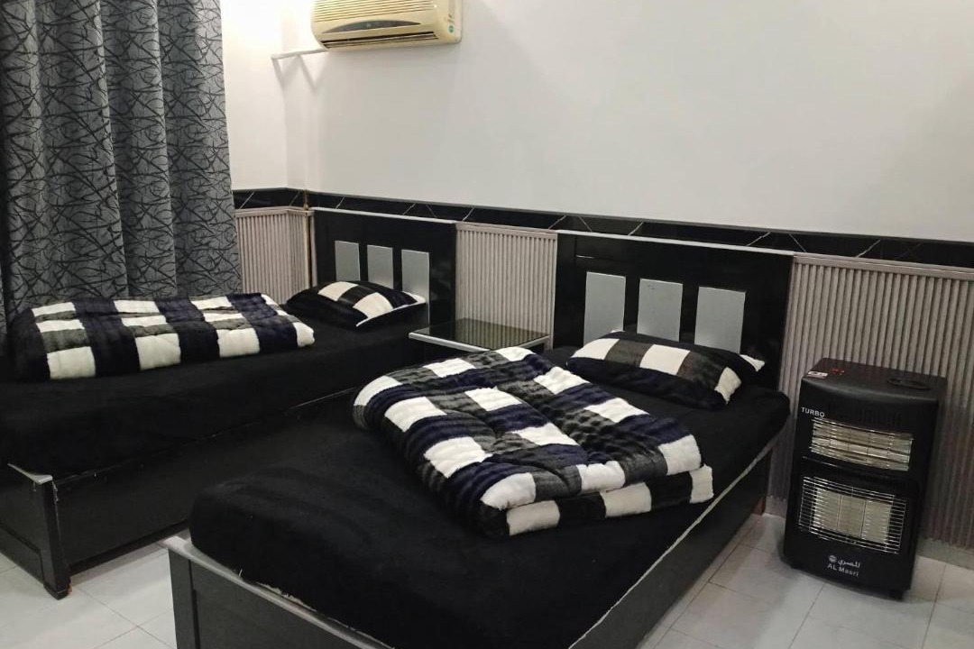Photo of Bedroom in At-Tafilah