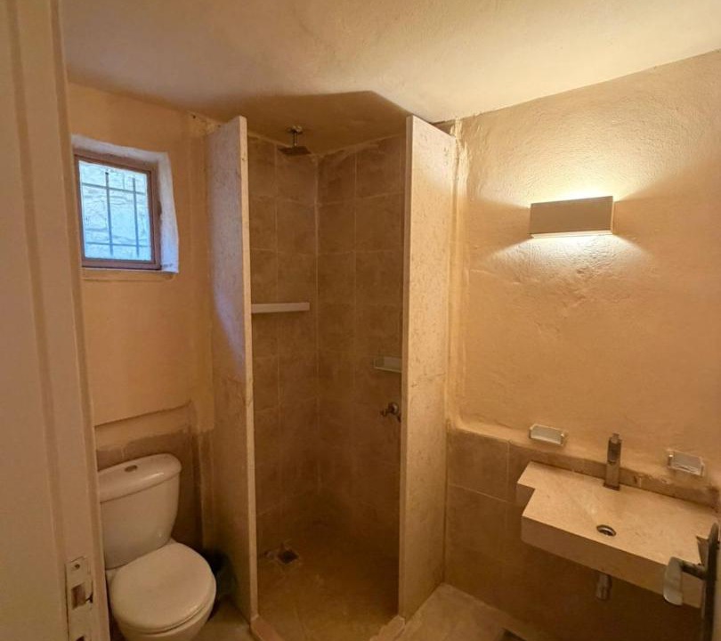 Photo of Bathroom in Dana