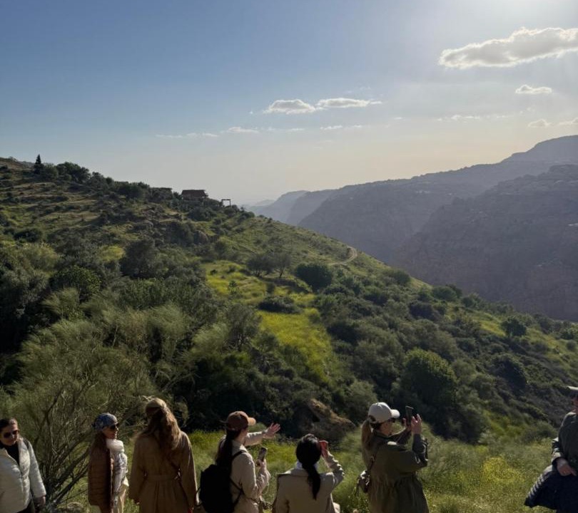 Photo of Others in Dana