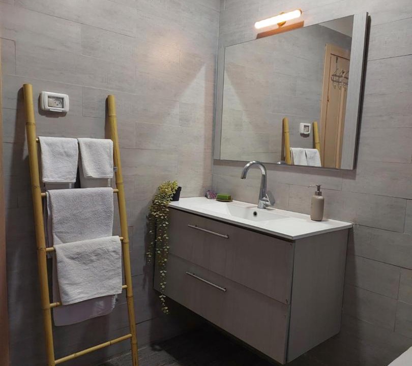 Photo of Others in Neot HaKikar