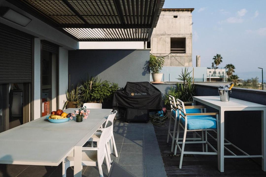 Photo of Patio Balcony in Migdal