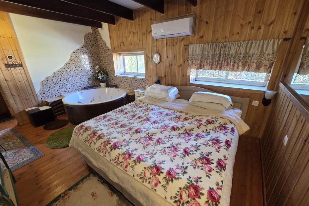 Photo of Bedroom in Metula