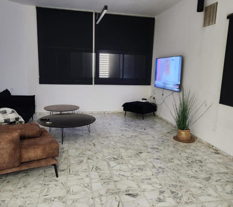 Photo of Livingroom in Ramat Negev