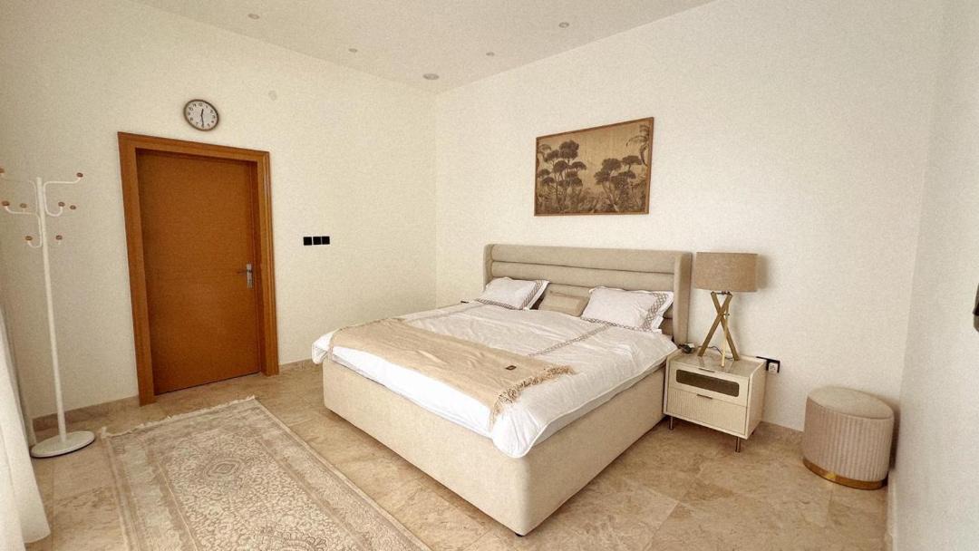 Photo of Bedroom in Barka