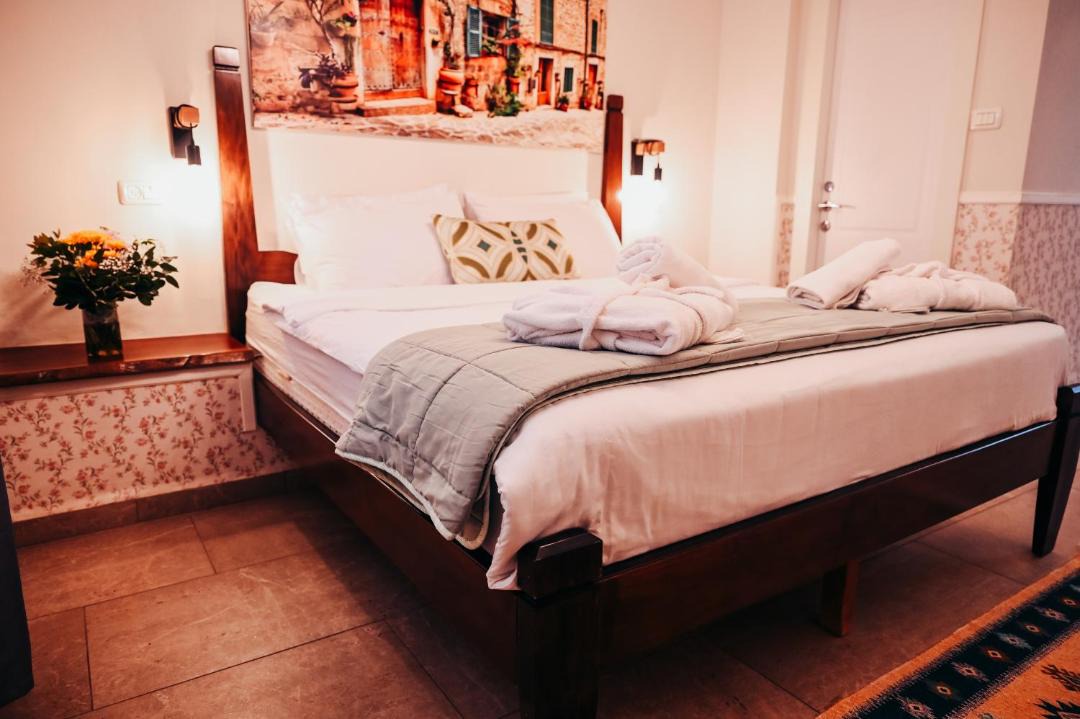Photo of Bedroom in Kela Alon