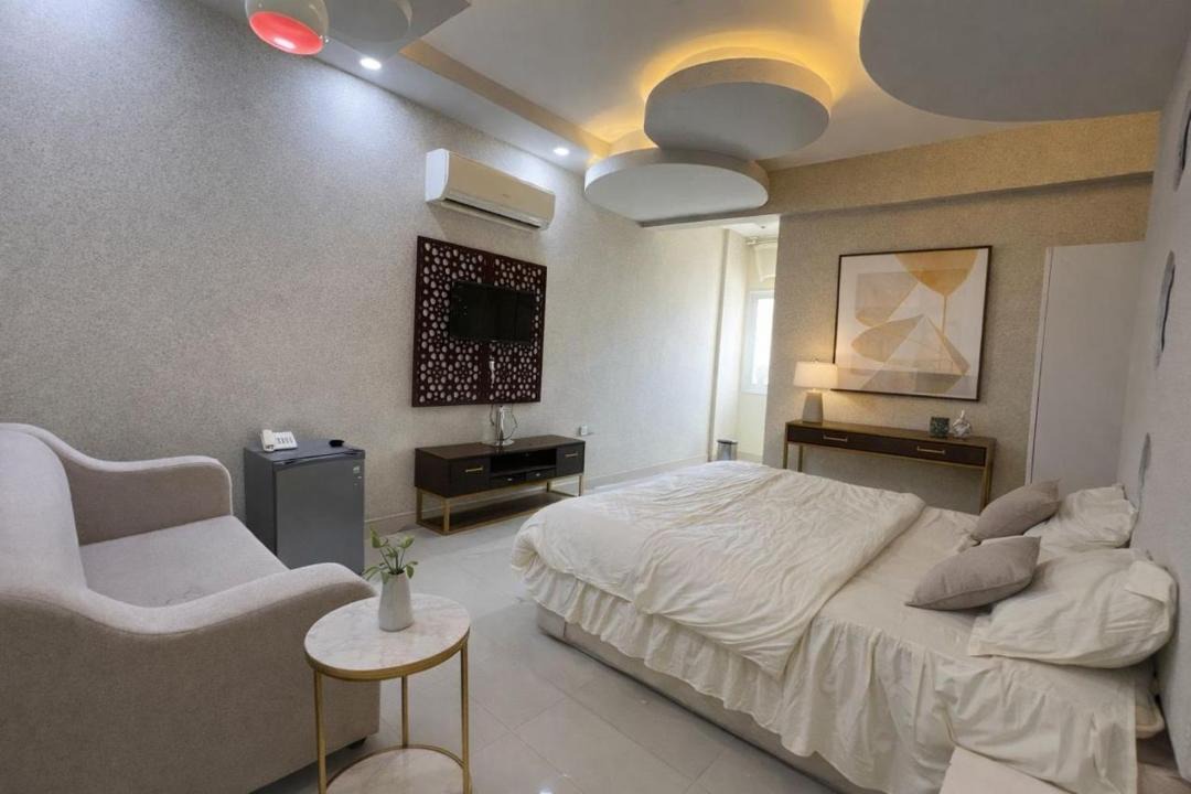 Photo of Bedroom in Al Maabilah