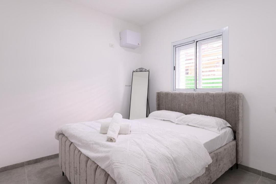 Photo of Bedroom in Qiryat Shemona
