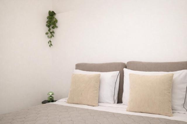 Photo of Bedroom in Kerem HaTeimanim