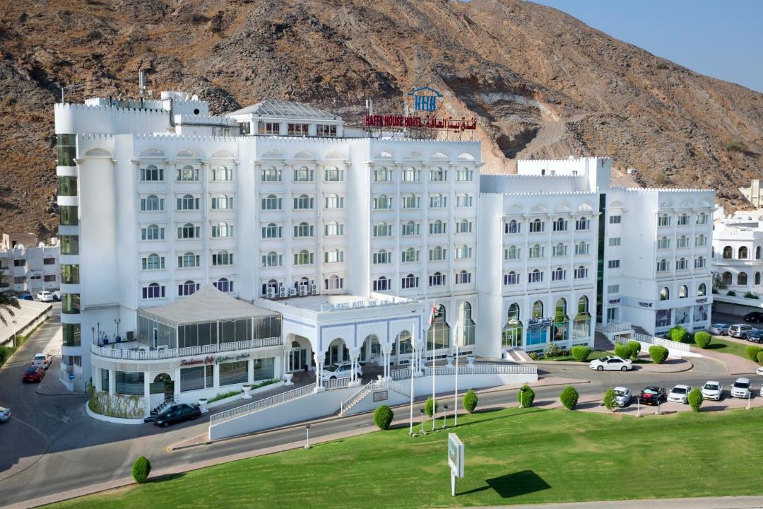 Photo of Buildings in Ruwi