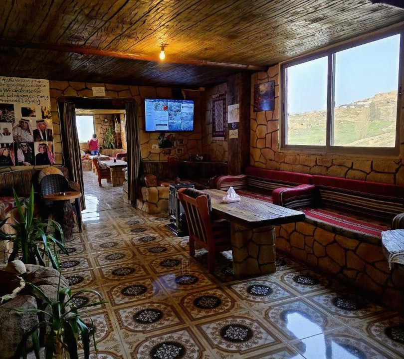 Photo of Others in Dana