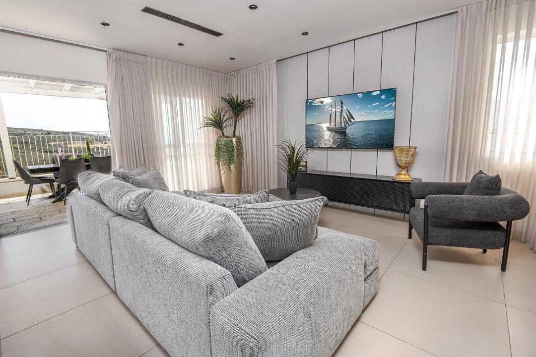 Photo of Livingroom in Migdal