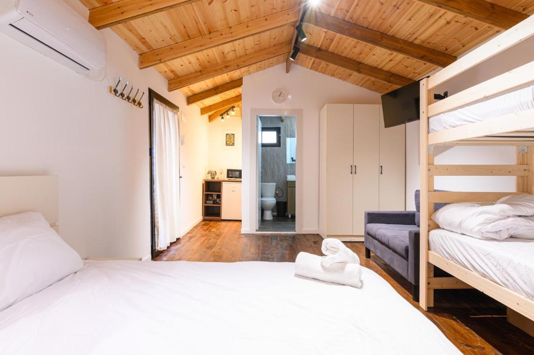 Photo of Bedroom in Daliyat al-Karmel