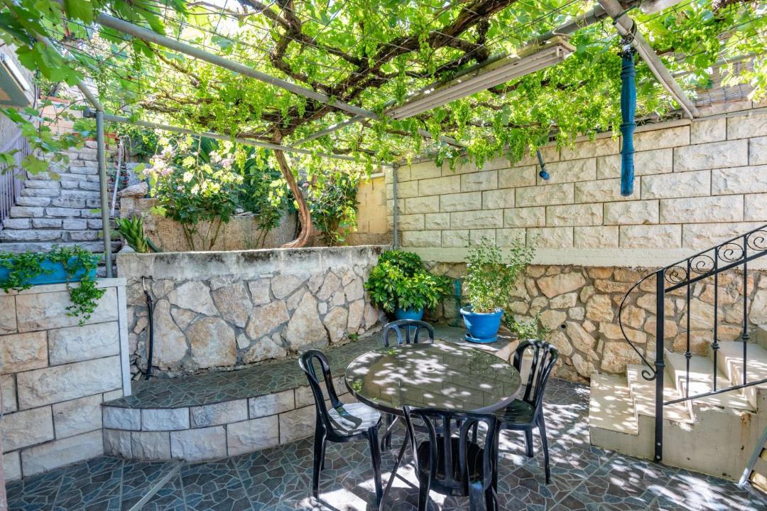 Photo of Patio Balcony in Beit Jann