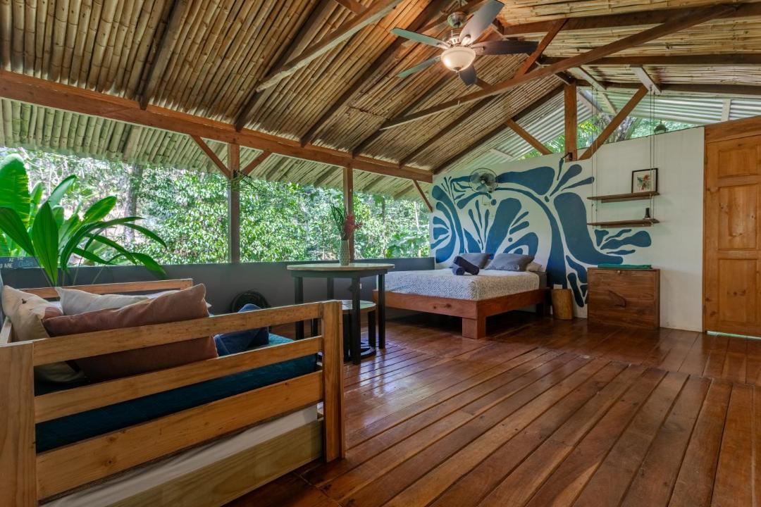 Photo of Others in Dominical