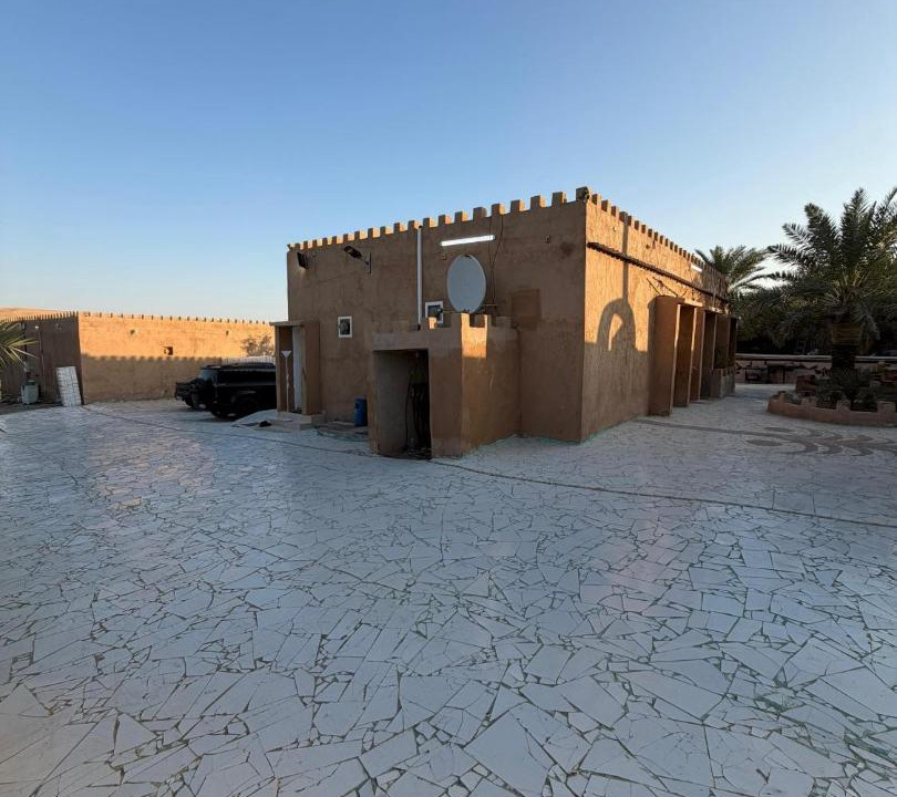 Photo of Others in Liwa