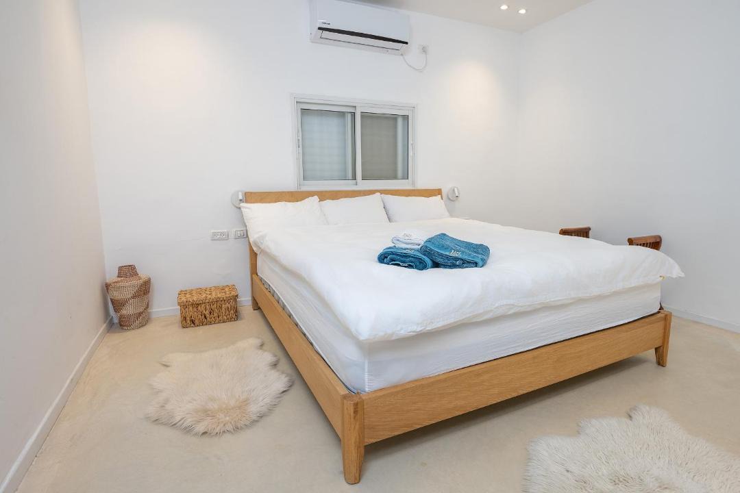 Photo of Bedroom in Hefer Valley