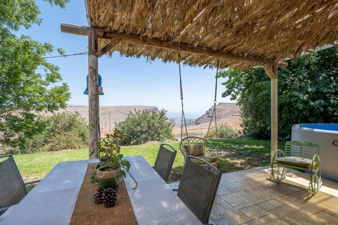 Photo of Others in Arbel