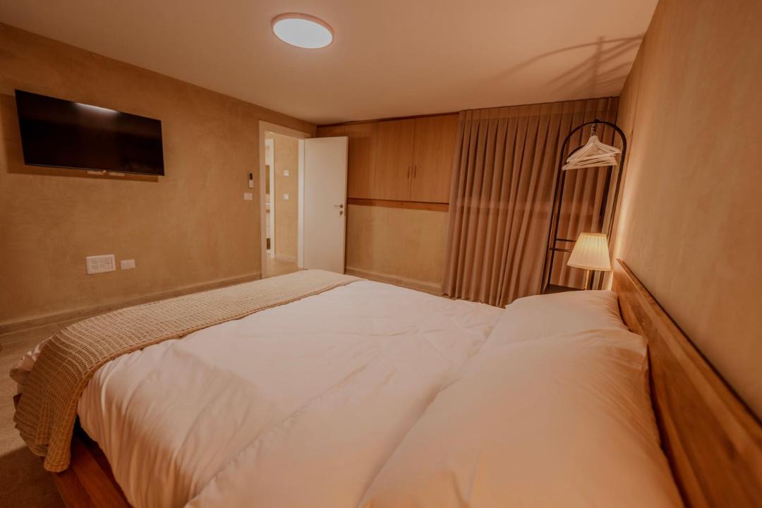 Photo of Bedroom in Zikhron Ya'aqov