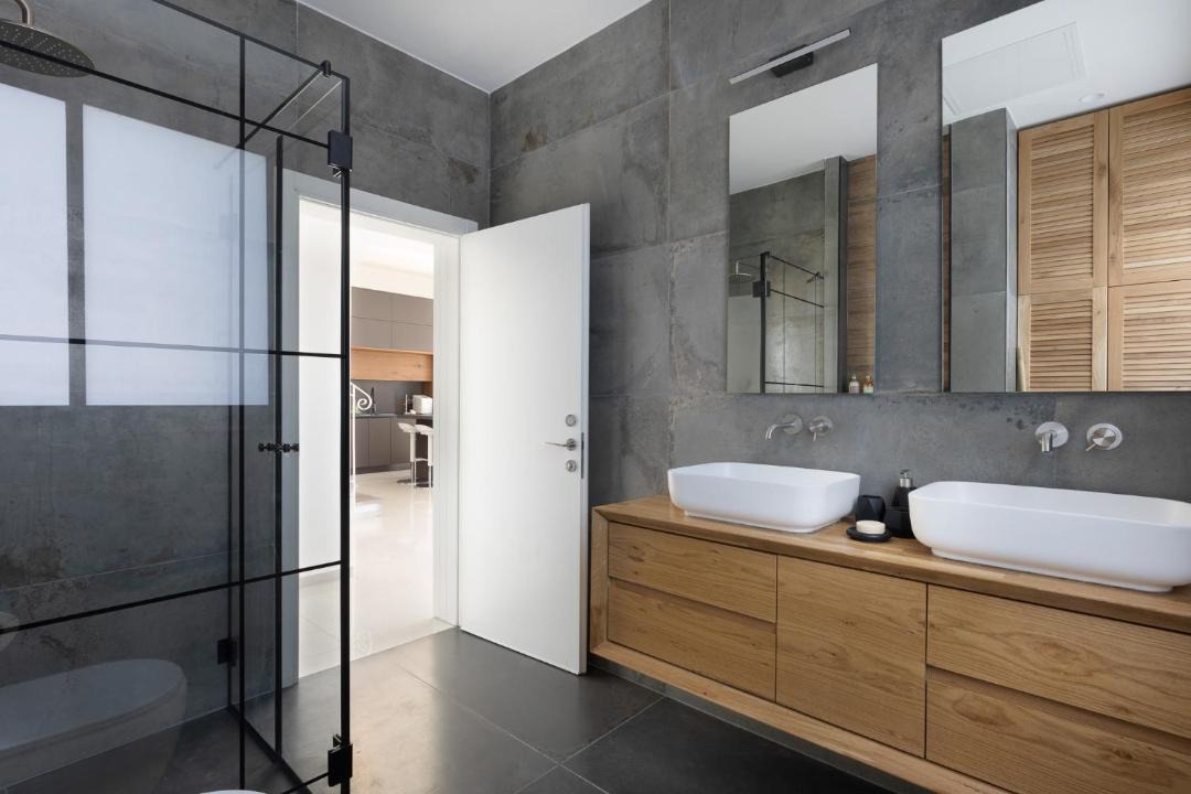 Photo of Bathroom in Bat Yam