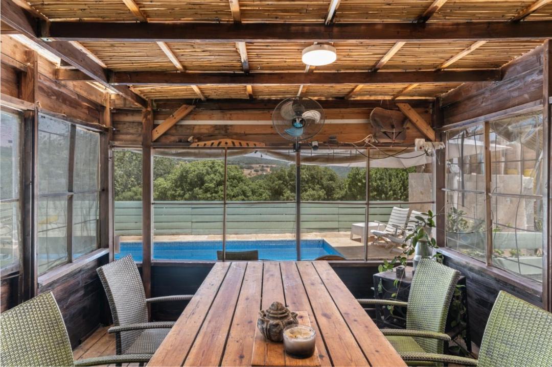 Photo of Patio Balcony in Shomera