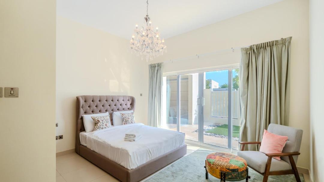 Photo of Bedroom in Mina Al Arab