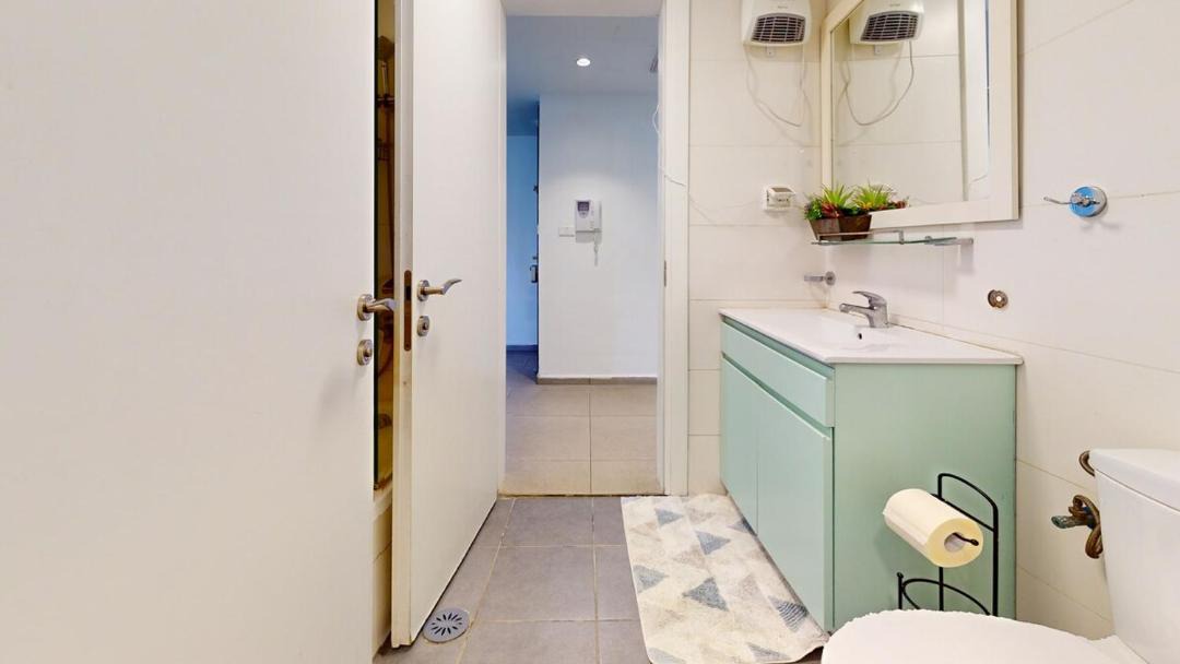 Photo of Bathroom in Hod HaSharon