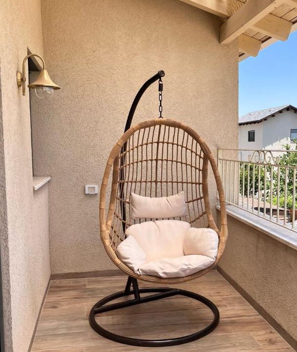 Photo of Patio Balcony in Qatsrin