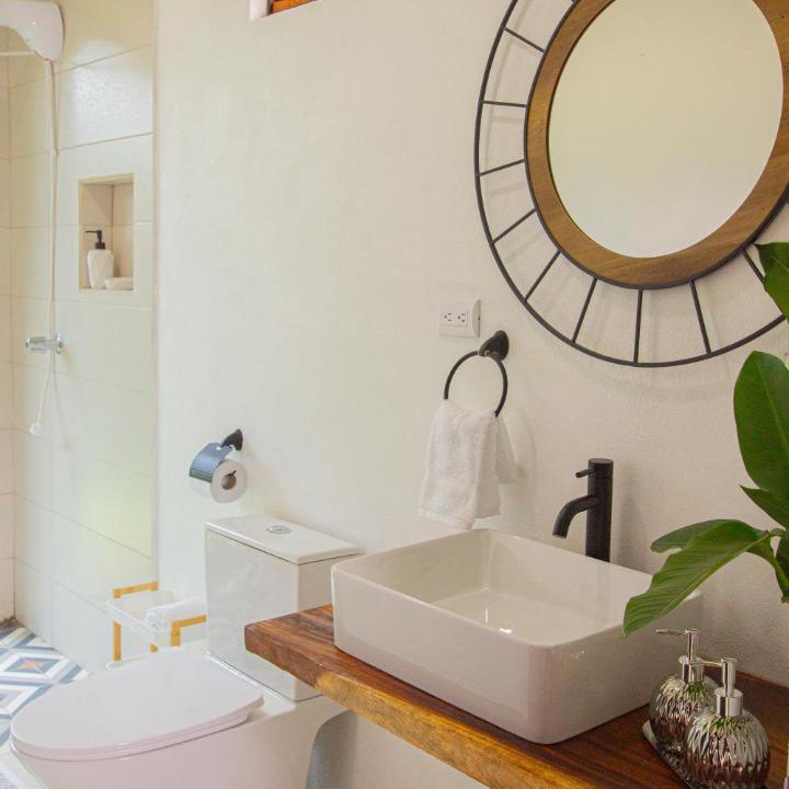 Photo of Bathroom in Sierra