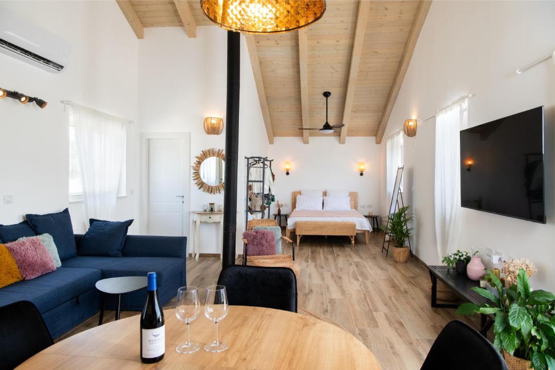 Photo of Livingroom in Amir