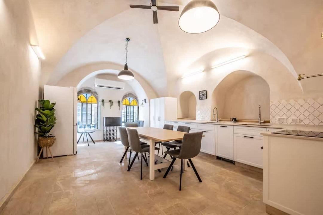 Photo of Kitchen in Nachlaot